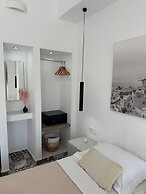 Giasemi Fira Studios