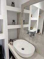 Giasemi Fira Studios