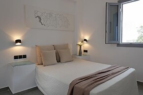 Aegean Studios Perissa