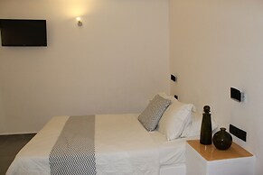 Aegean Studios Perissa