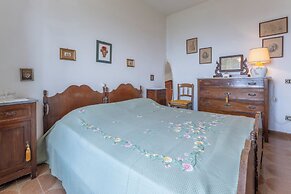 Casa Di Elda Holiday Home With Pool