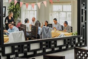 Hotel Makroz Colonial