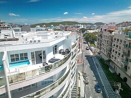 Cf04 Praia do Forte Cobertura frente mar