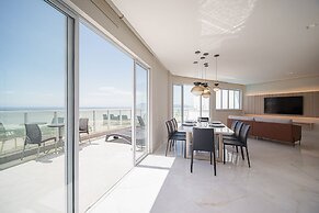 Cf04 Praia do Forte Cobertura frente mar