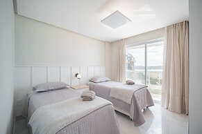 Cf04 Praia do Forte Cobertura frente mar