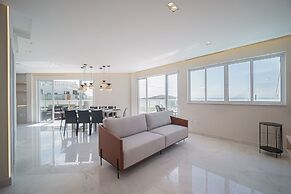 Cf04 Praia do Forte Cobertura frente mar