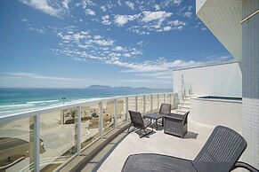 Cf04 Praia do Forte Cobertura frente mar