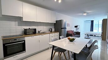 Majestic Beachfront Larnaka Finikoudes