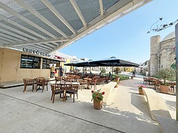 Majestic Beachfront Larnaka Finikoudes