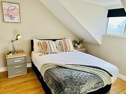 Beighton Hubs - Stay Angels