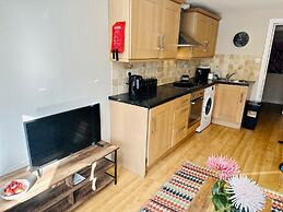 Beighton Hubs - Stay Angels