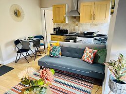 Beighton Hubs - Stay Angels