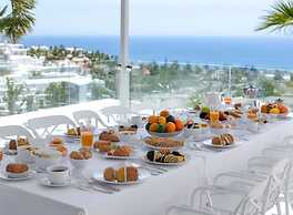 Luxury Oceanfront Villa in Arona