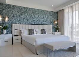 Luxury Oceanfront Villa in Arona