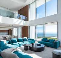 Luxury Oceanfront Villa in Arona