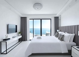 Luxury Oceanfront Villa in Arona