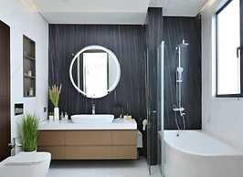 Luxury Oceanfront Villa in Arona