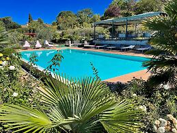 Apt 6 - Magical Grounds With Pool Jacuzzi Sleeps 4