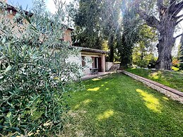 Apt 6 - Magical Grounds With Pool Jacuzzi Sleeps 4