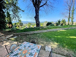 Apt 6 - Magical Grounds With Pool Jacuzzi Sleeps 4