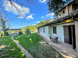 Apt 6 - Magical Grounds With Pool Jacuzzi Sleeps 4