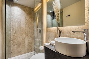 UTOPIC Platón by ULIV