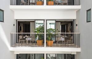 UTOPIC Platón by ULIV