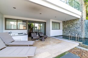 Phuket Moonlit Bay Seaview Resort&Spa