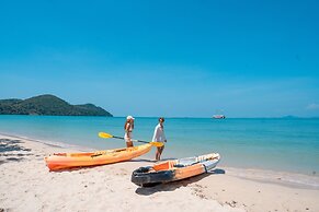 Phuket Moonlit Bay Seaview Resort&Spa