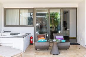 Phuket Moonlit Bay Seaview Resort&Spa