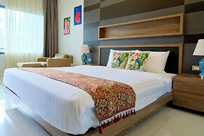 Phuket Moonlit Bay Seaview Resort&Spa
