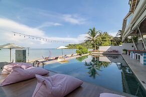 Phuket Moonlit Bay Seaview Resort&Spa