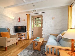 Hollies Cottage