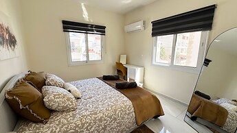 Luxury 2 Bedroom Apartment City Center