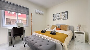 Luxury 2 Bedroom Apartment City Center