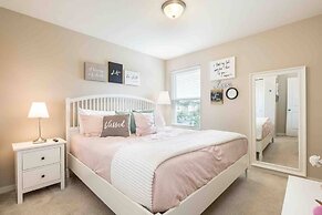 Compass Bay - Big Vacation Homes