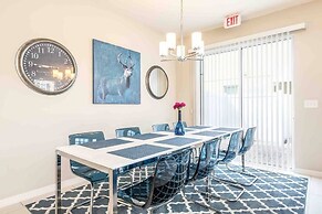 Compass Bay - Big Vacation Homes