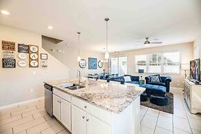 Compass Bay - Big Vacation Homes