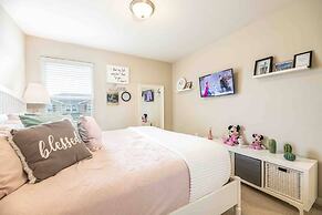 Compass Bay - Big Vacation Homes