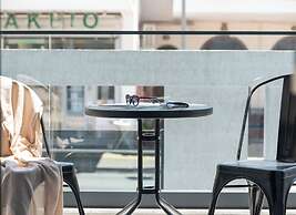 Acropol Golden Suites