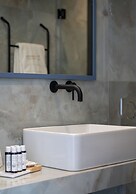 Acropol Golden Suites