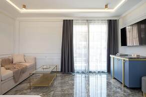 Acropol Golden Suites