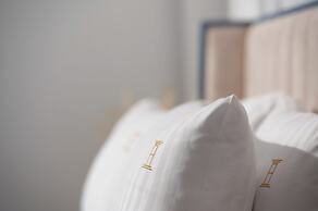 Acropol Golden Suites