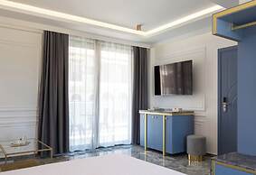 Acropol Golden Suites