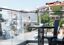 Acropol Golden Suites