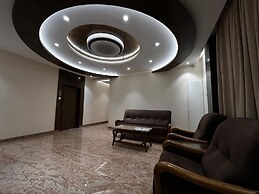 The Paradise Hotel - Luxury Stay