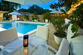 Miami Pool Oasis in El Portal