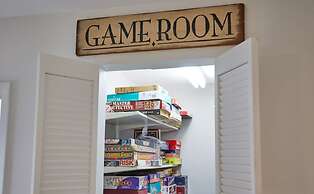 Miami Pool Oasis in El Portal