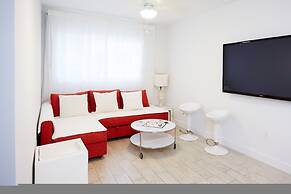 Miami Pool Oasis in El Portal