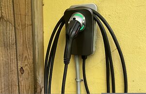 Miami Pool Oasis in El Portal